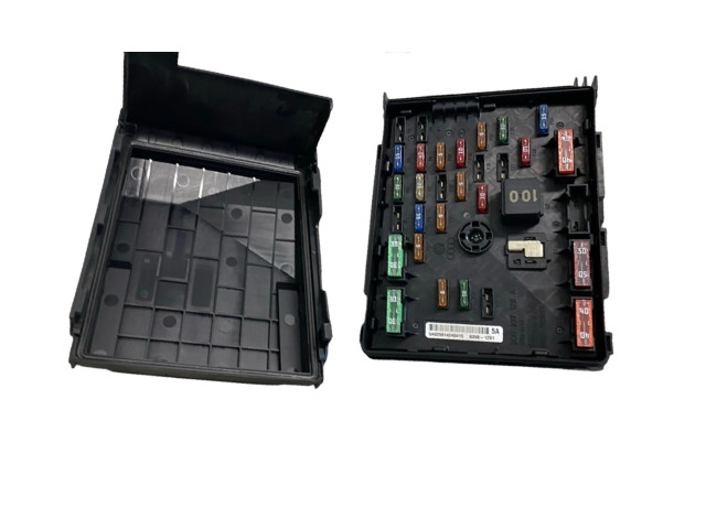   Pojistková skříňka 3C0937125A, 1K0937132F   Volkswagen Tiguan 2014