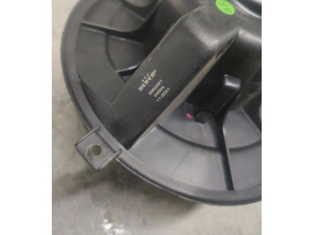 Вентилятор печки 2002221 Skoda Octavia Mk2 (1Z)