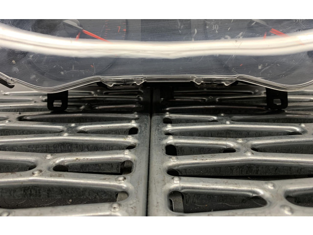 Панель приборов 248099957R, 248099957R Renault Clio V