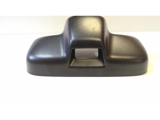 Другая деталь салона