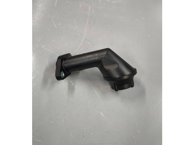 Масляный насос  DTRD 05L115251A  Skoda Octavia Mk4 