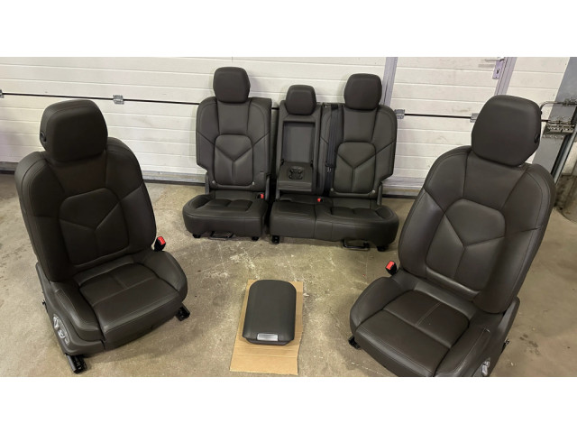 Комплект сидений