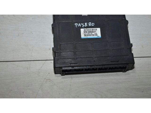 Řídící jednotka MK386841 Mitsubishi Pajero 2005