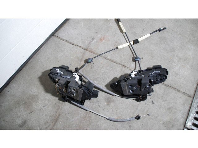 Zámek zadních dveří 185KM Volvo XC60 2015