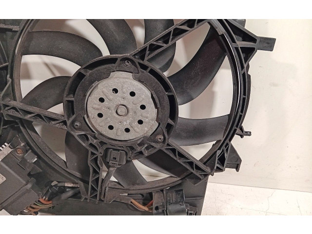 Вентилятор радиатора 8K0121003M Audi A4 Allroad B8