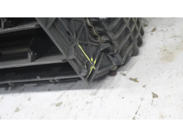 Интеркулер  4M0145804BS, HN051003   Audi Q8 