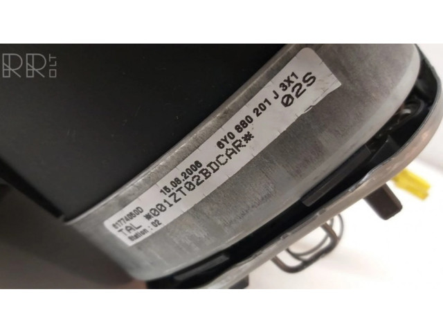 Подушка безопасности водителя 6Y0880201J, 61774050D Skoda Fabia Mk1 (6Y)