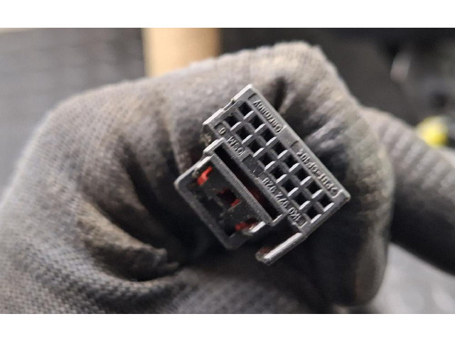 Zpětné zrcátko Audi Q7 4M 2015 233650052