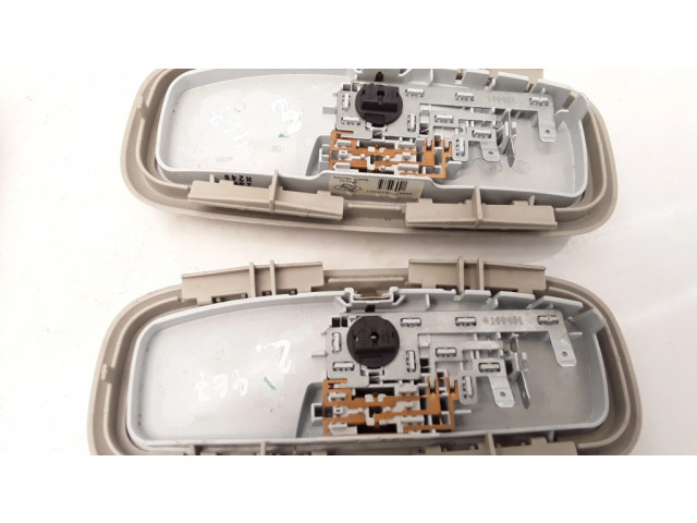 Фонарь освещения задних мест