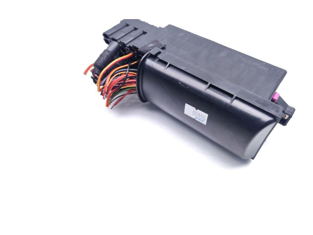 Блок предохранителей  6C0937615A   Skoda Fabia Mk3 (NJ)    