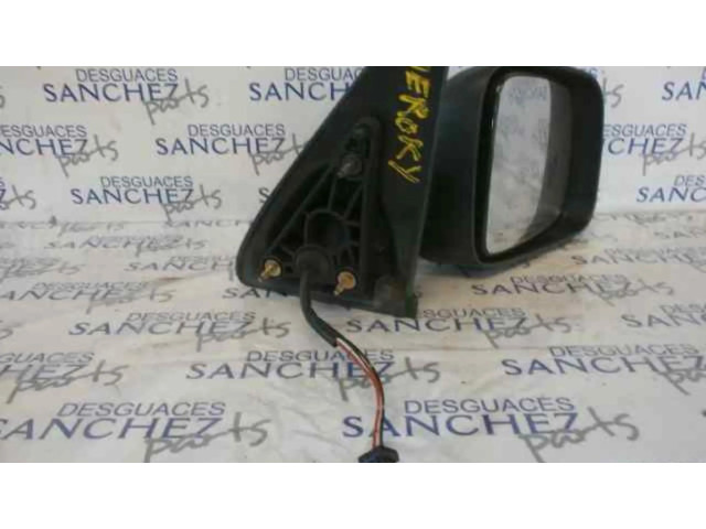 Зеркало электрическое правое Jeep Cherokee III KJ 2001-2008 года