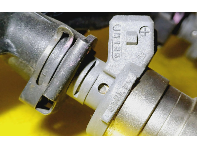 Vstřikovací lišta 95BF-9D280-CD, 95BFBC   Ford Ka    A9B 