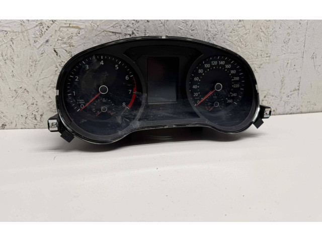 Панель приборов 5C6920975D Volkswagen Jetta VI