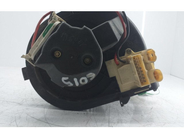 Вентилятор печки    576320300   Renault Clio II