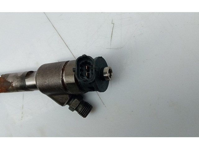 Форсунка 0445110566 Peugeot 2008 II