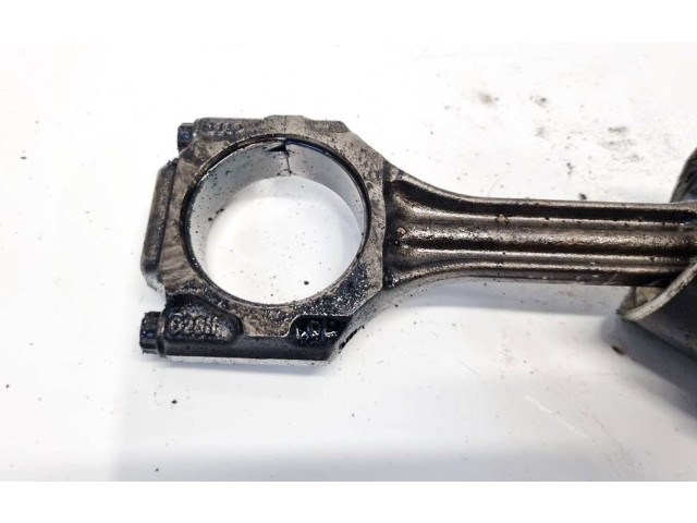  Поршень с шатуном    Skoda Octavia Mk1 (1U)  