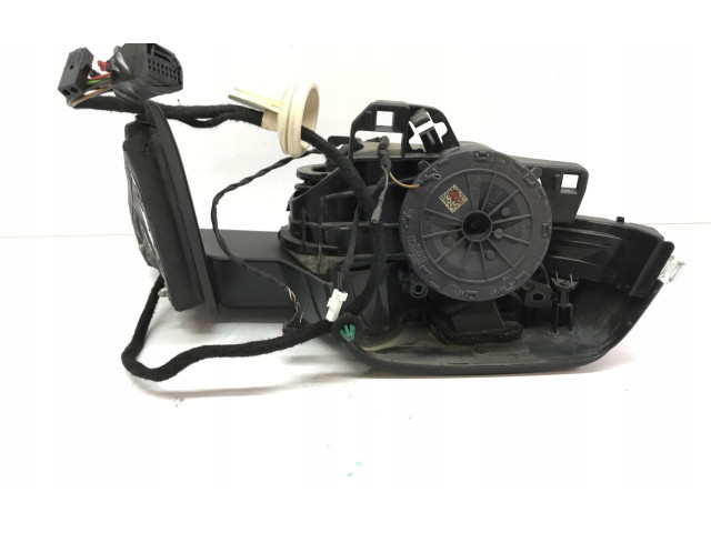 Зеркало электрическое        Skoda Karoq  2017 -  года   