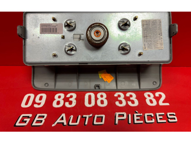 Надувная подушка для пассажира Renault Twingo I 1999 - 2006 года