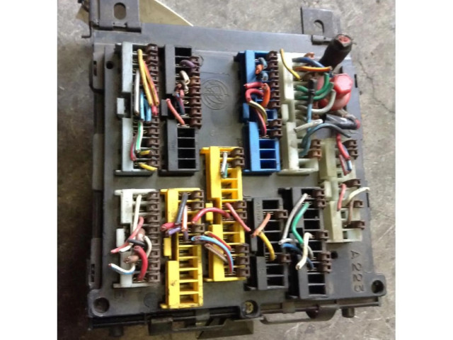 Блок предохранителей Fiat Coupe