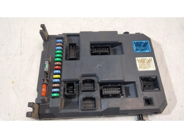 Блок предохранителей 9666952280, 22661F01   Citroen C1    