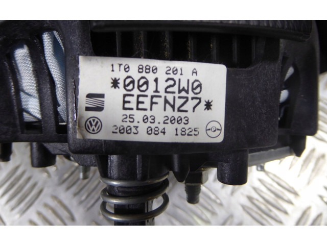 Подушка безопасности водителя 1T0880201A   Volkswagen Touran I