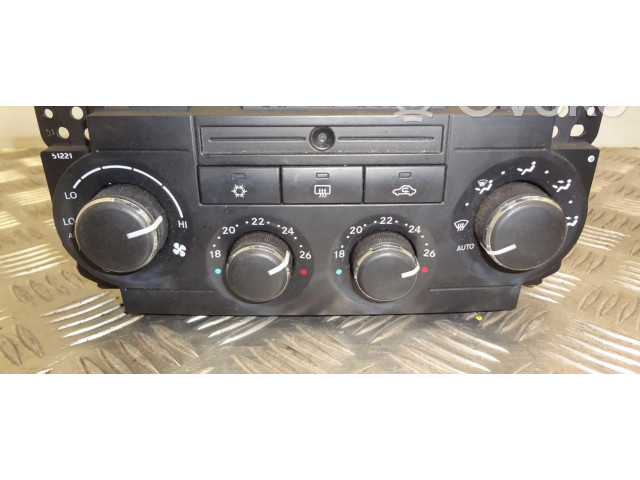 Блок управления климат-контролем 55111011AF, P55111011AF   Jeep Grand Cherokee (WK)