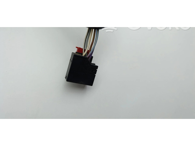 Зеркало электрическое        Volkswagen Touran II  2010 - 2016 года   