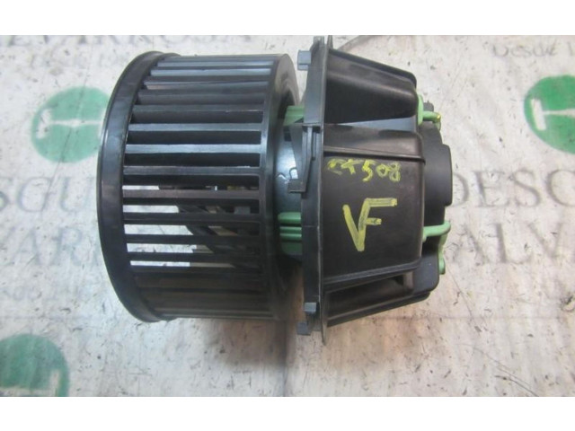 Вентилятор печки 272106020R, N108824E Dacia Duster