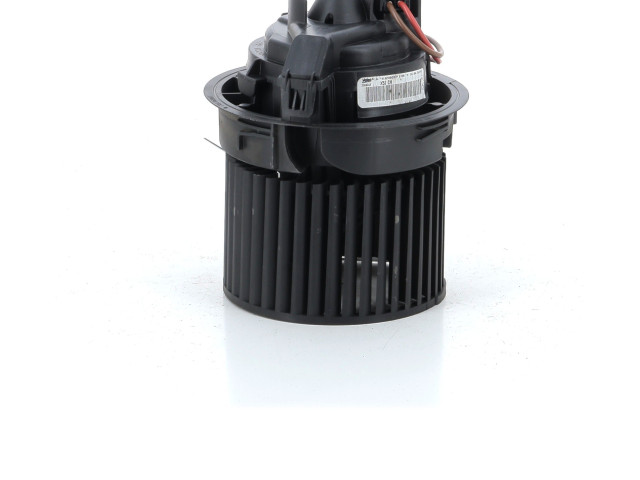 Вентилятор печки    272107379R   Dacia Logan II