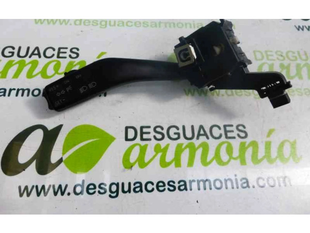 Ручка поворотов/ фонарей 1K0953513A   Skoda Octavia Mk2 (1Z)