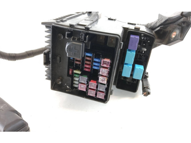 Pojistková skříňka Lexus RX 330 - 350 - 400H 2003