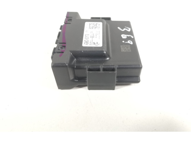 Блок управления 13599318, 13512363   Chevrolet Camaro