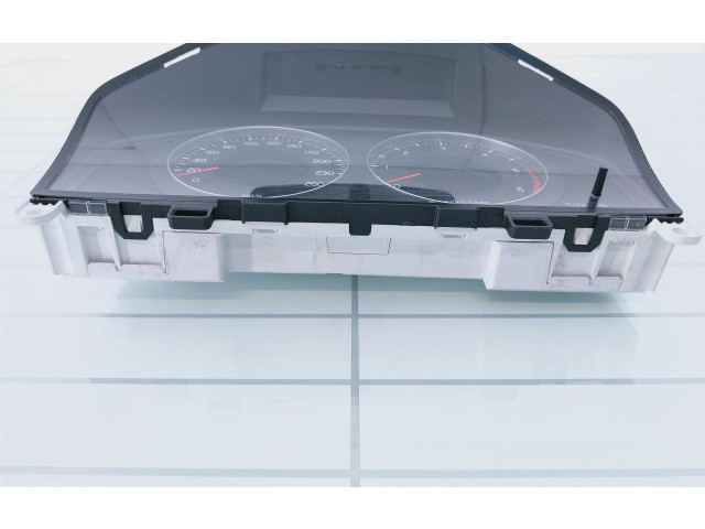 Панель приборов 69199660U, 36000411   Volvo V70       