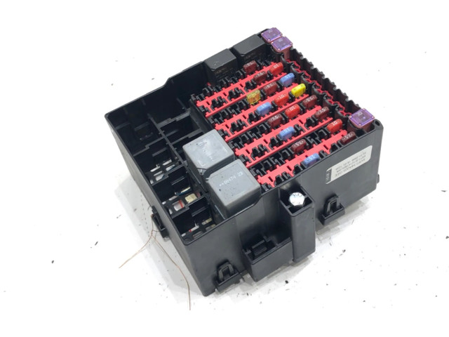 Pojistková skříňka 8V5T-14A005-GEE Ford Fiesta 2009