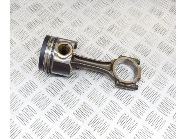 Píst 03G107065J, 038198401D Volkswagen PASSAT B6 pro naftový motor 2.0 BKP