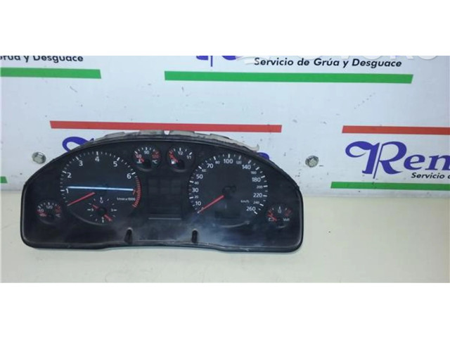 Панель приборов 4BO919860L   Audi A6 S6 C4 4A       