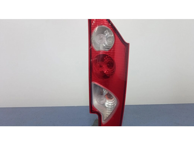 Задний фонарь  8200419941    Renault Kangoo II   2008-2014 года