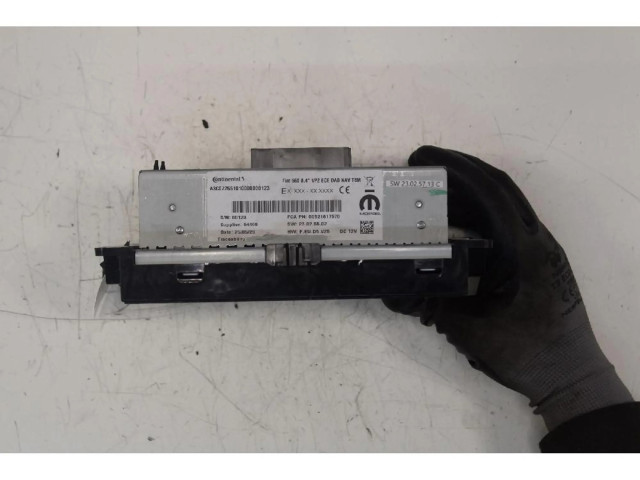 Дисплей       Jeep Compass