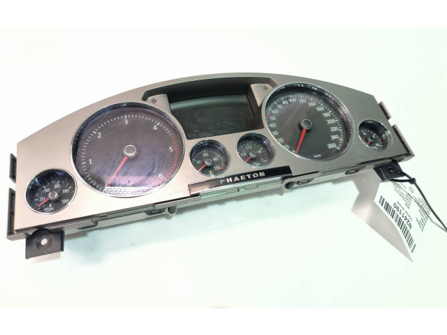 Панель приборов 3D0920886C Volkswagen Phaeton