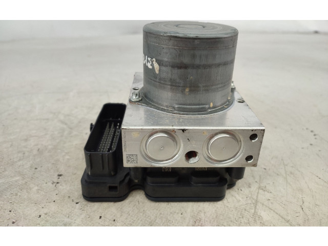 Блок АБС 32281466, 9228466 Volvo XC40 - года