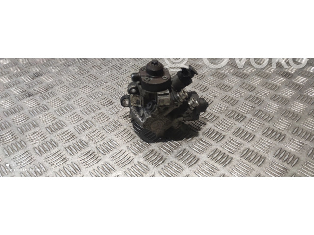 Топливный насос 31272896 Volvo V70