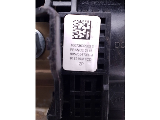 Подушка безопасности водителя 985705473R, 6182194FTCD Renault Scenic III - Grand scenic III