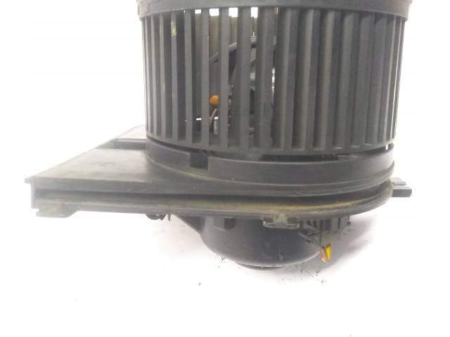 Вентилятор печки F667325R Skoda Octavia Mk1 (1U)