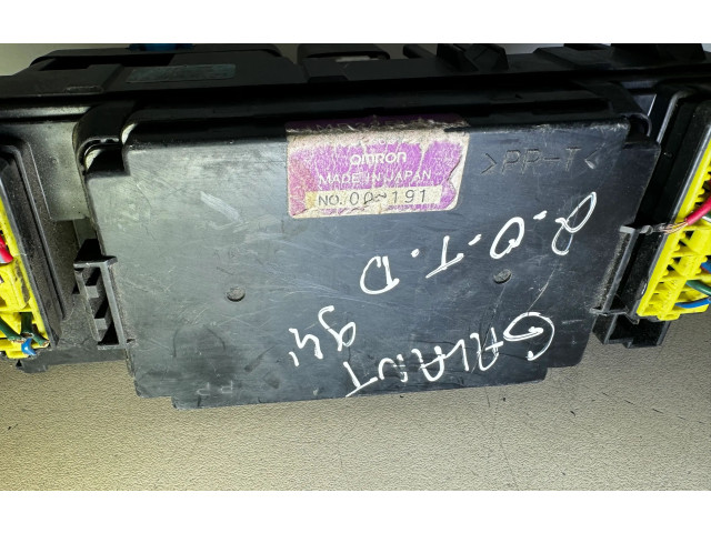 Блок предохранителей MR360372 Mitsubishi Galant