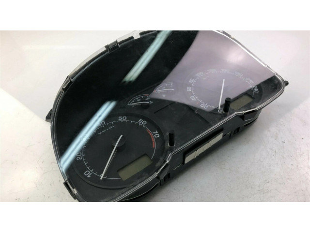 Přístrojová deska  Skoda Octavia Mk1 (1U) 2004 1U0920811B, K3772  