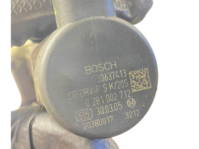 Топливная рампа 8699179, 005182L2 Volvo V70