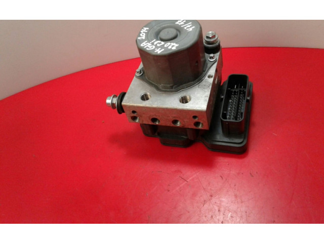 Jednotka ABS A0094316812   Mercedes-Benz GLA W156 2015