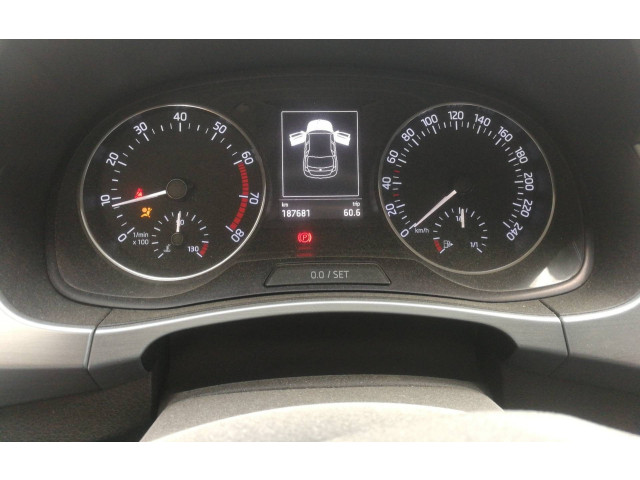 Панель приборов 6V0920740, A2C87325600 Skoda Fabia Mk3 (NJ)