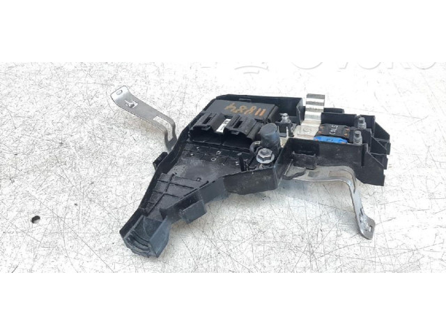 Блок предохранителей 241148233R   Dacia Duster II    