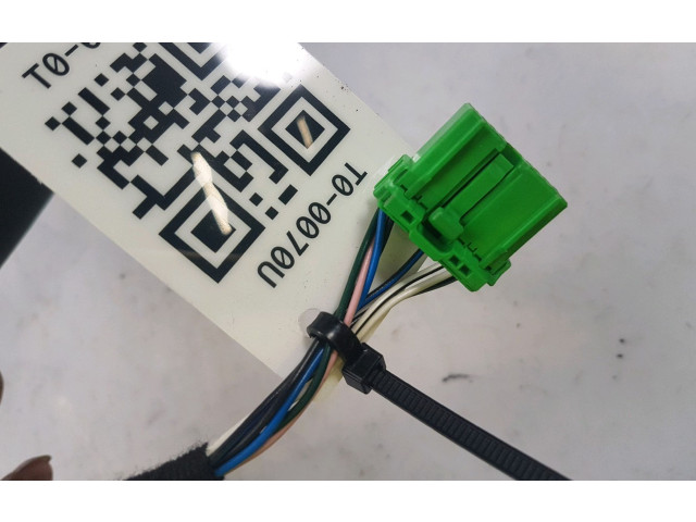 Зеркало электрическое        Volvo V70  2005 - 2008 года   